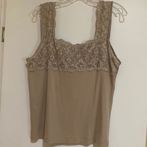 Nordstrom intimates women’s,beige lace camisole.